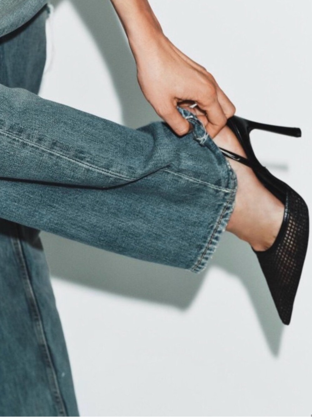 Zara Black Mesh Pointed Toe Slingback Heels - Picture 3 of 5